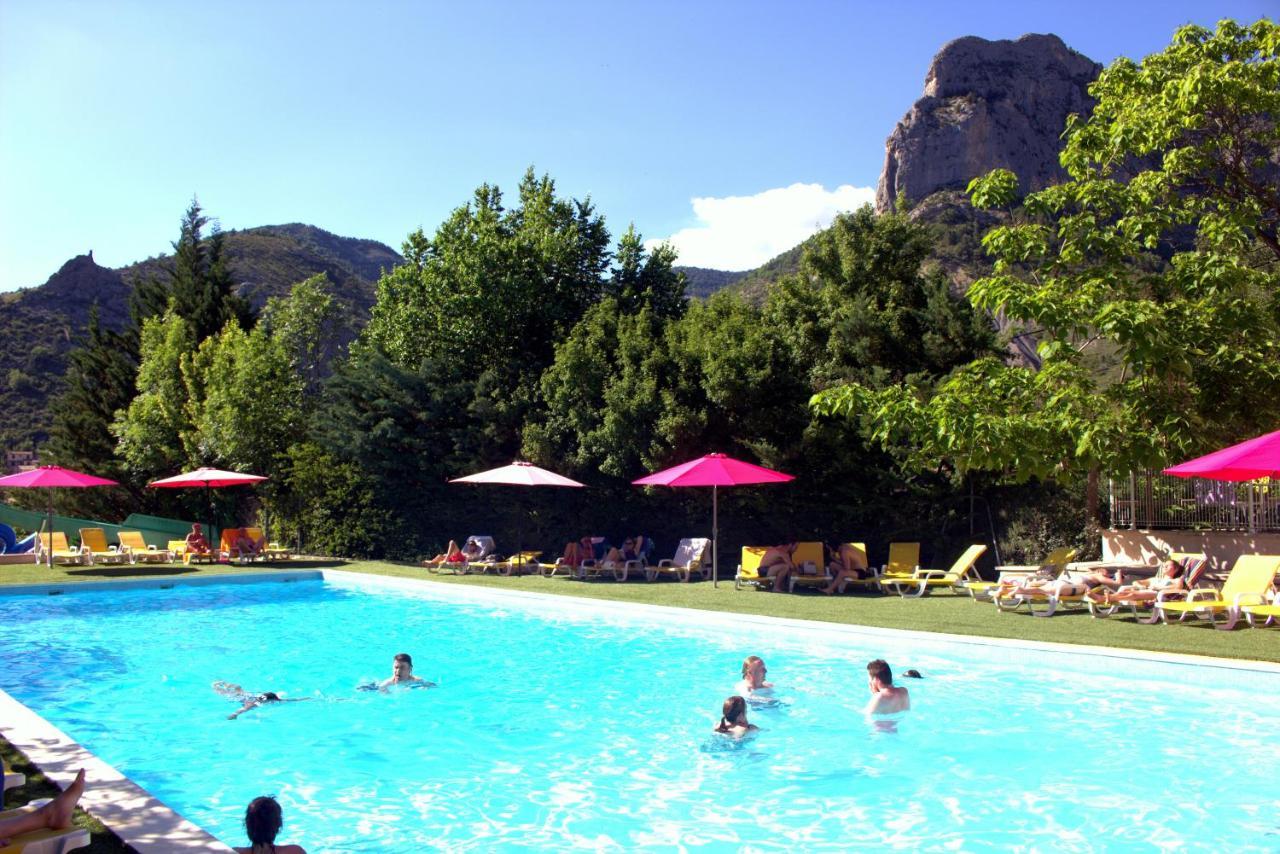 Camping Les Princes D'Orange Otel Orpierre Dış mekan fotoğraf