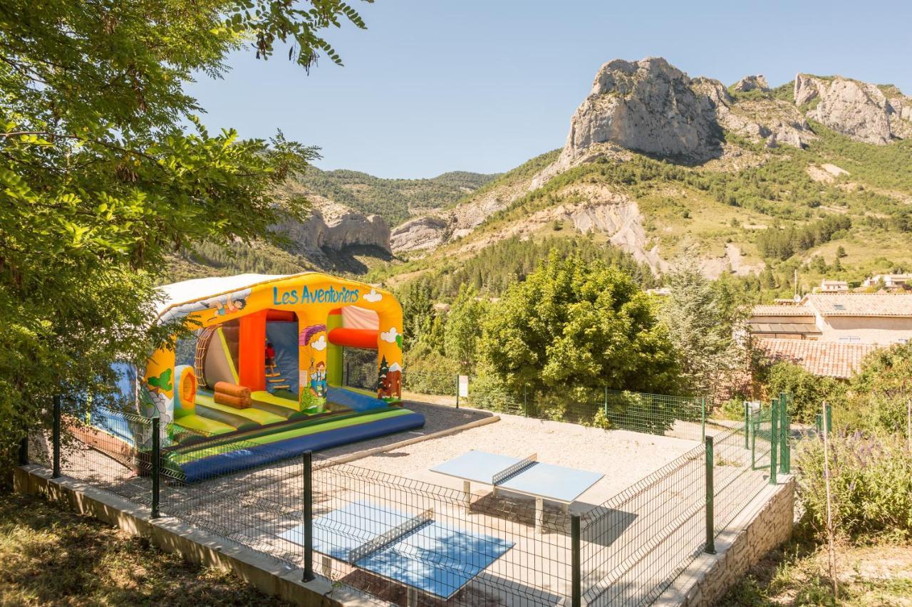 Camping Les Princes D'Orange Otel Orpierre Dış mekan fotoğraf