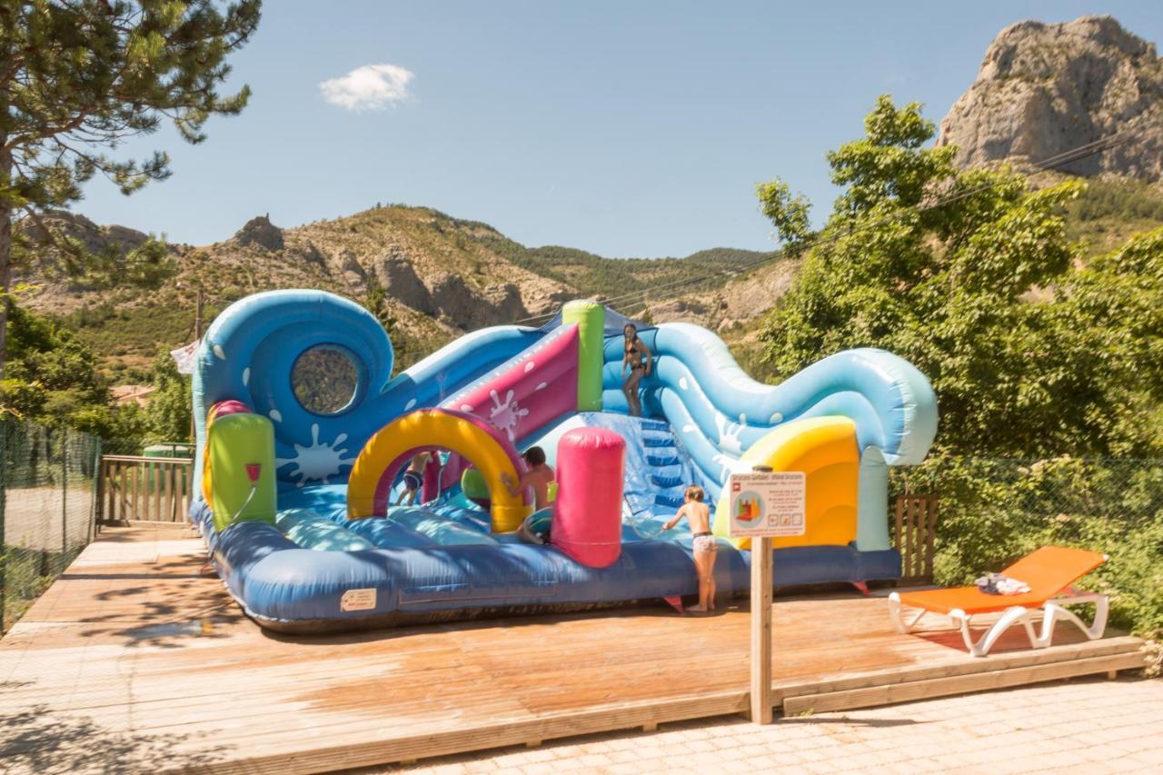 Camping Les Princes D'Orange Otel Orpierre Dış mekan fotoğraf