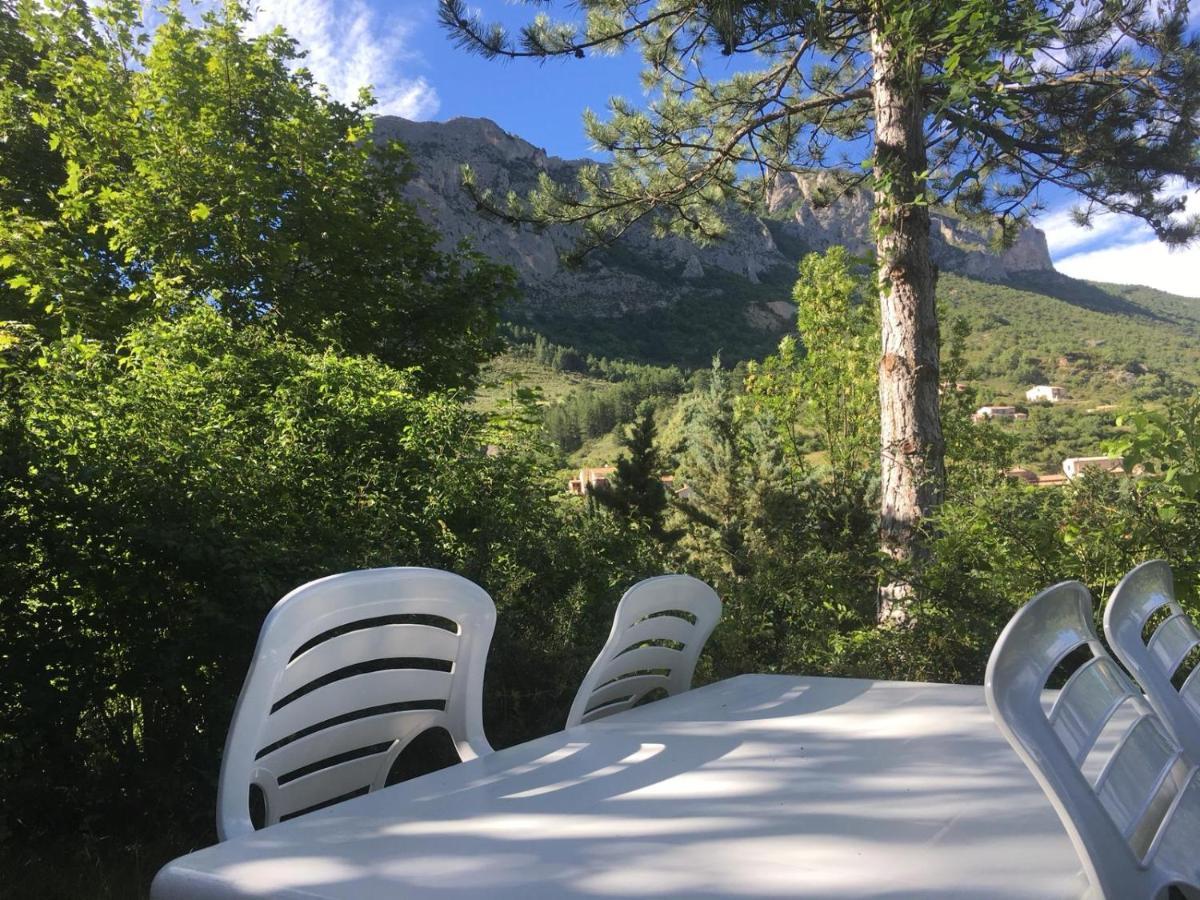 Camping Les Princes D'Orange Otel Orpierre Dış mekan fotoğraf