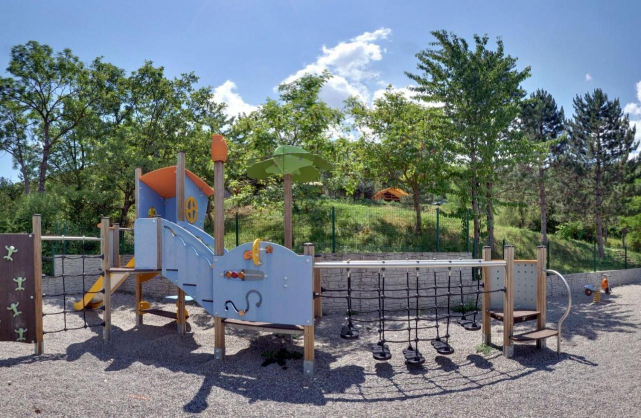 Camping Les Princes D'Orange Otel Orpierre Dış mekan fotoğraf