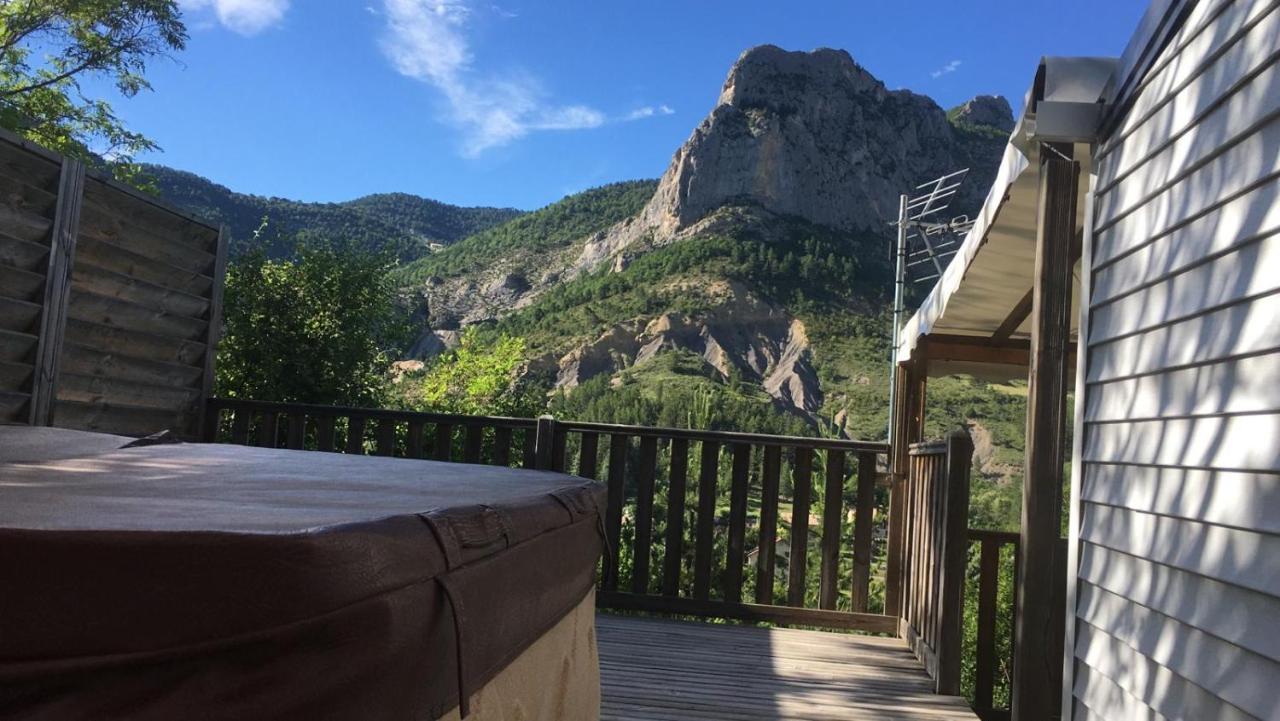 Camping Les Princes D'Orange Otel Orpierre Dış mekan fotoğraf